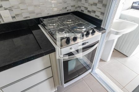 Cozinha de apartamento para alugar com 2 quartos, 67m² em Empresarial 18 do Forte, Barueri