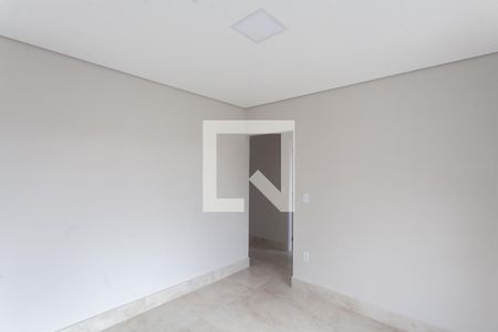 Sala 2 de casa à venda com 7 quartos, 390m² em Planalto, Belo Horizonte