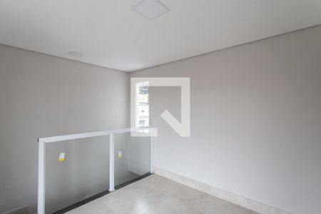 Sala 2 de casa à venda com 7 quartos, 390m² em Planalto, Belo Horizonte
