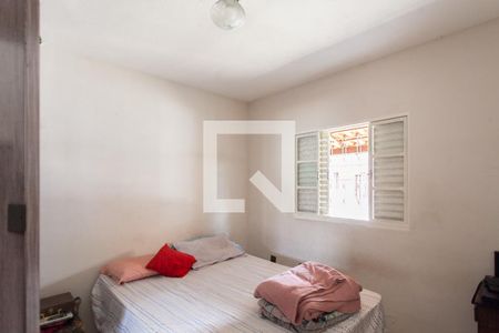 Quarto 1 de casa à venda com 3 quartos, 220m² em Serrano, Belo Horizonte