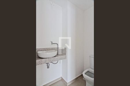 Lavabo de apartamento à venda com 4 quartos, 152m² em City América, São Paulo