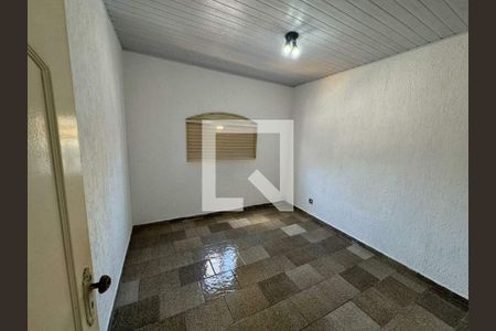 Casa à venda com 2 quartos, 100m² em Vila Bertioga, São Paulo