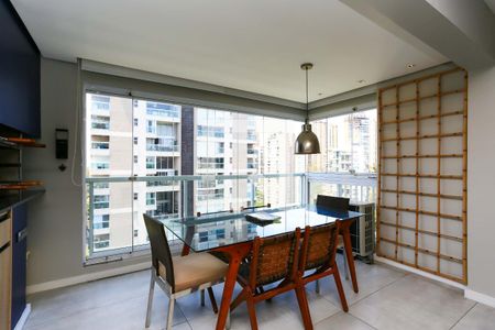 varanda da sala de apartamento para alugar com 1 quarto, 71m² em Jardim Fonte do Morumbi, São Paulo