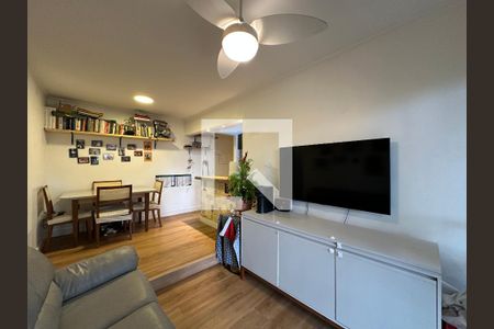 Sala de apartamento à venda com 2 quartos, 50m² em Alto de Pinheiros, São Paulo