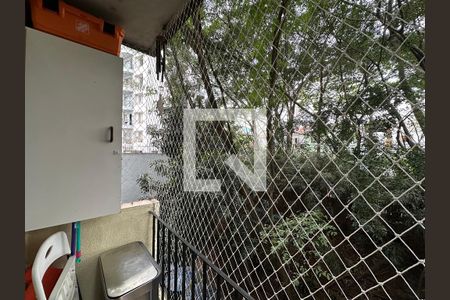 Varanda de apartamento à venda com 2 quartos, 50m² em Alto de Pinheiros, São Paulo