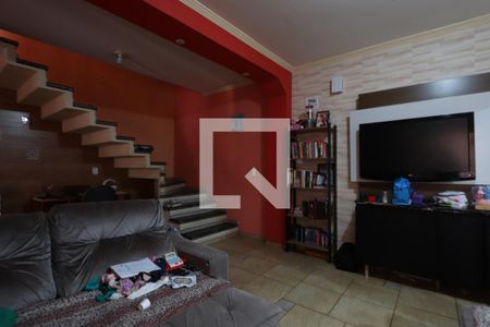 Sala de casa à venda com 3 quartos, 200m² em Jardim Sapopemba, São Paulo