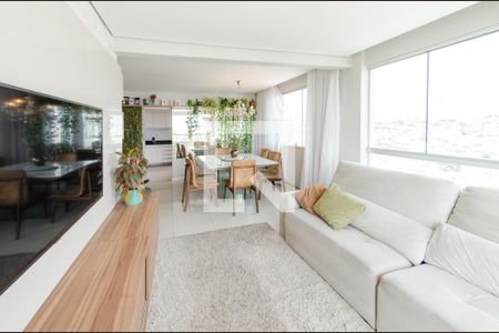 Sala de apartamento à venda com 3 quartos, 95m² em Ipiranga, Belo Horizonte