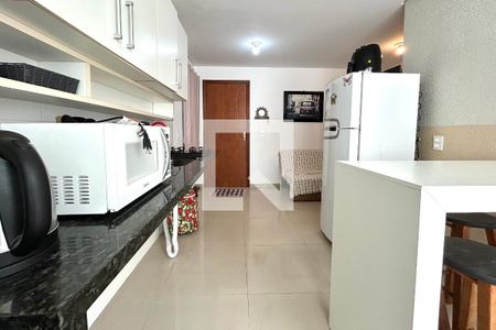 Cozinha  de apartamento para alugar com 1 quarto, 36m² em Campeche, Florianópolis