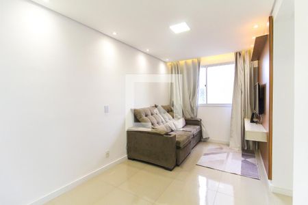 Sala de apartamento para alugar com 2 quartos, 41m² em Jardim Helian, São Paulo