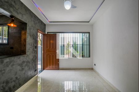 Sala de casa à venda com 2 quartos, 150m² em Vila Gilda, Santo André