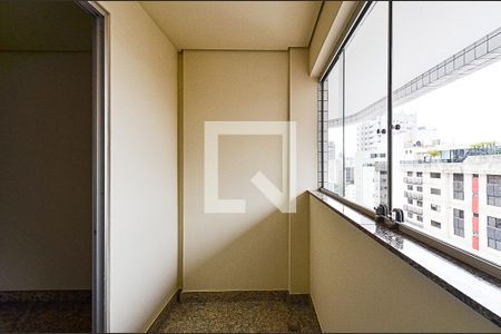 Varanda de apartamento à venda com 3 quartos, 90m² em Funcionários, Belo Horizonte