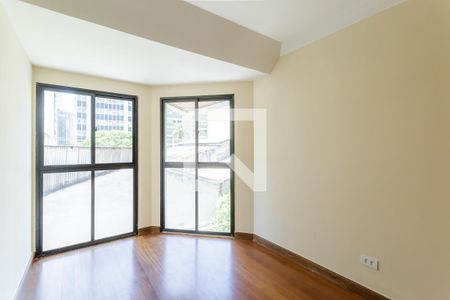 Quarto de apartamento à venda com 1 quarto, 55m² em Itaim Bibi, São Paulo