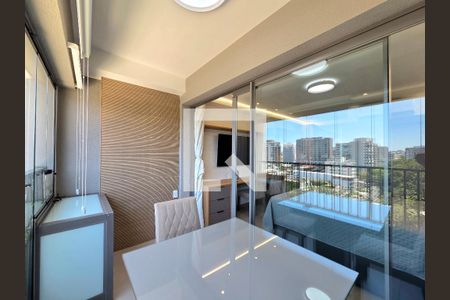 Varanda de kitnet/studio para alugar com 1 quarto, 30m² em Indianópolis, São Paulo