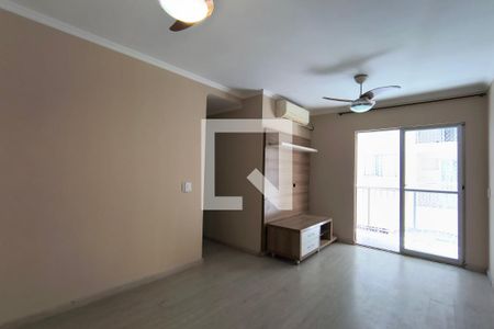 Sala de apartamento para alugar com 3 quartos, 85m² em Pechincha, Rio de Janeiro