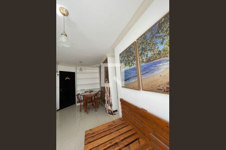 Sala de apartamento para alugar com 2 quartos, 48m² em Jardim das Margaridas, Salvador