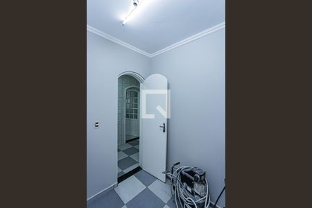 Quarto de Serviço de casa para alugar com 2 quartos, 180m² em Jaguará, São Paulo