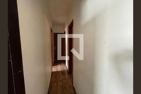 Corredor acesso Dormitórios de casa à venda com 3 quartos, 103m² em Boa Vista, Novo Hamburgo