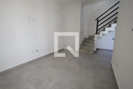 Sala de apartamento para alugar com 2 quartos, 68m² em Vila Alpina, Santo André