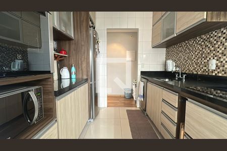 Cozinha de apartamento à venda com 2 quartos, 79m² em Jardim Iracema, Barueri