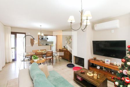 Sala de casa à venda com 3 quartos, 138m² em Fátima, Canoas