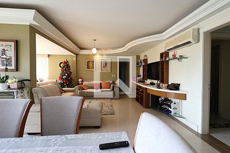 Sala de apartamento à venda com 3 quartos, 138m² em Três Figueiras, Porto Alegre