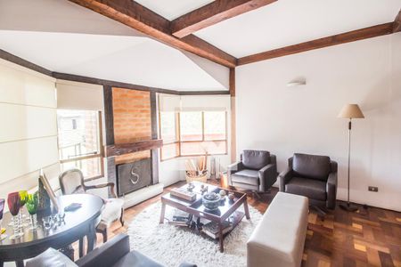 Sala  de casa de condomínio para alugar com 4 quartos, 748m² em Residencial das Estrelas, Barueri