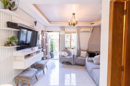 Sala de casa à venda com 2 quartos, 100m² em Guarujá, Porto Alegre