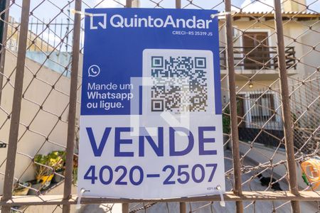Plaquinha de casa à venda com 2 quartos, 100m² em Guarujá, Porto Alegre