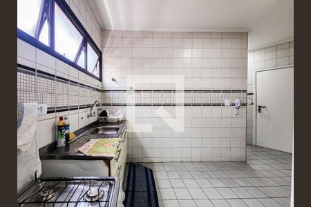 Cozinha de apartamento para alugar com 2 quartos, 84m² em Aparecida, Santos
