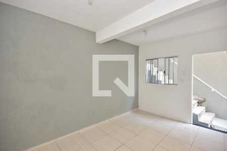 Sala de casa para alugar com 2 quartos, 60m² em Parque Monte Alegre, Taboão da Serra