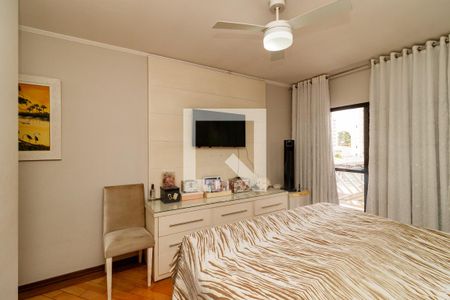 Suíte de casa à venda com 3 quartos, 262m² em Vila Mazzei, São Paulo