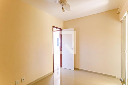 Quarto 2 de casa à venda com 3 quartos, 250m² em Lins de Vasconcelos, Rio de Janeiro