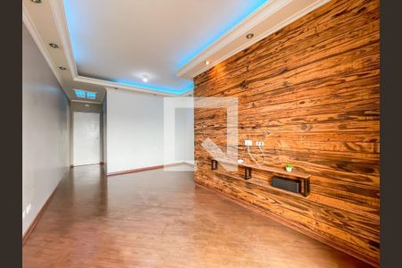 Sala de apartamento para alugar com 2 quartos, 75m² em Quitaúna, Osasco