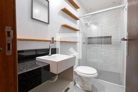 Banheiro de apartamento para alugar com 1 quarto, 40m² em Centro, Curitiba