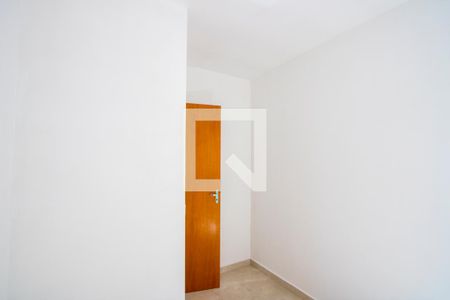 Quarto 2 de apartamento à venda com 2 quartos, 82m² em Vila Linda, Santo André