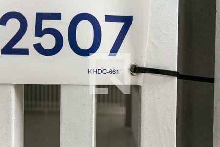 placa KHDC-661 de apartamento à venda com 2 quartos, 42m² em Cidade Patriarca, São Paulo