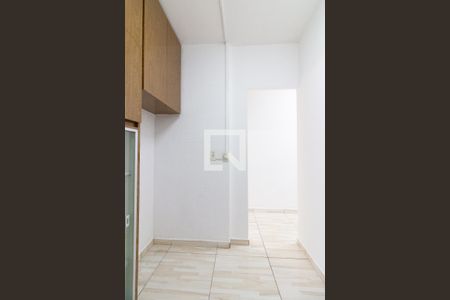 Quarto 2 de casa para alugar com 2 quartos, 300m² em Jardim Peri Peri, São Paulo