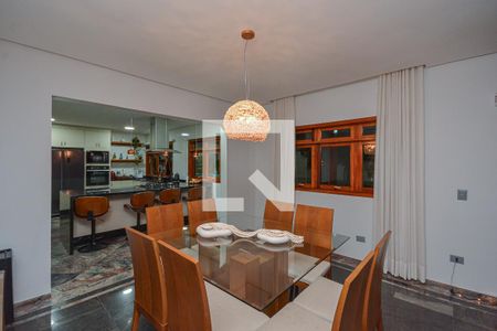 Sala de Jantar de casa para alugar com 4 quartos, 399m² em Jardim Santa Helena, São Paulo