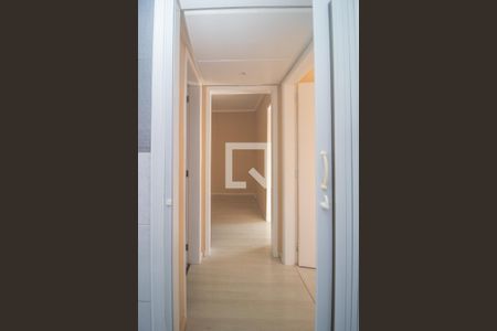 Corredor de apartamento para alugar com 2 quartos, 52m² em Santo Antônio, Porto Alegre