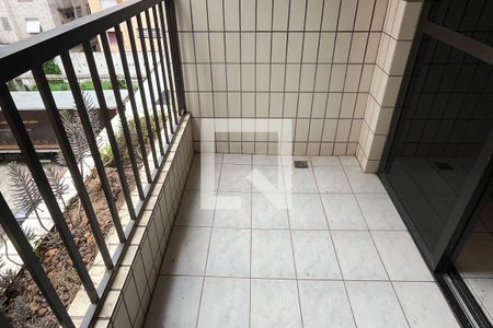 Varanda da Sala de apartamento para alugar com 2 quartos, 120m² em Gonzaga, Santos