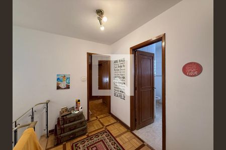 Corredor Quartos  de casa para alugar com 3 quartos, 188m² em Brooklin, São Paulo
