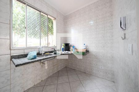 Sala/Cozinha de casa de condomínio para alugar com 2 quartos, 75m² em Vila Talarico, São Paulo
