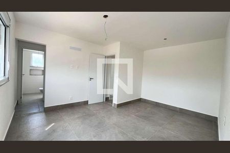 Apartamento à venda com 4 quartos, 118m² em Castelo, Belo Horizonte