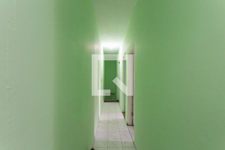 Corredor  de casa à venda com 2 quartos, 80m² em Parque Sevilha, São Paulo