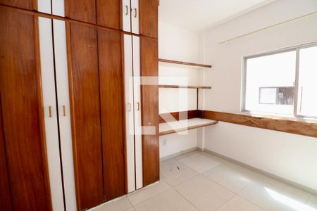 Quarto 2 de apartamento para alugar com 2 quartos, 70m² em Pituba, Salvador