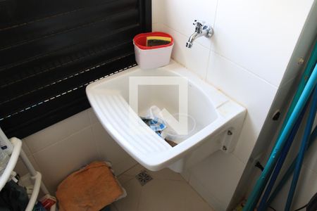 Cozinha e Área de Serviço de apartamento para alugar com 3 quartos, 68m² em São Francisco, Goiânia