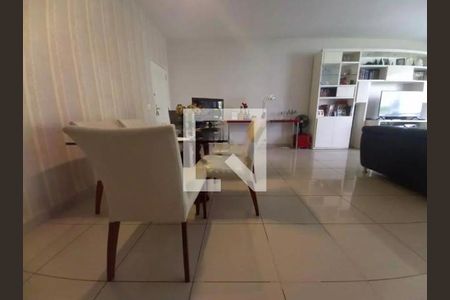 Apartamento à venda com 3 quartos, 170m² em Copacabana, Rio de Janeiro