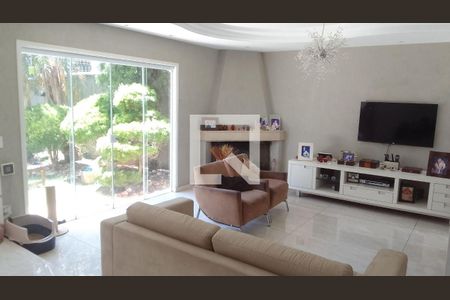 Casa à venda com 3 quartos, 300m² em Campo Belo, São Paulo