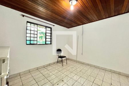 Quarto de casa para alugar com 1 quarto, 60m² em Vila Mascote, São Paulo
