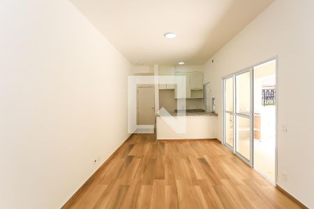 Sala  de apartamento para alugar com 2 quartos, 102m² em Vila Suzana, São Paulo